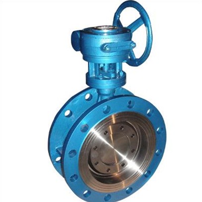 Triple eccentric butterfly valve